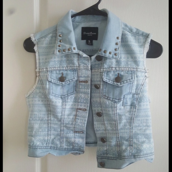 Jean Vest - Picture 1 of 2